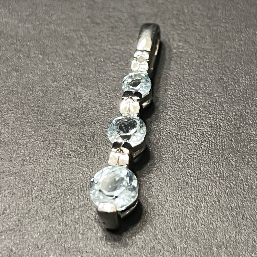 Sterling Silver 925 Three Stone Topaz Drop Women’s Pendant